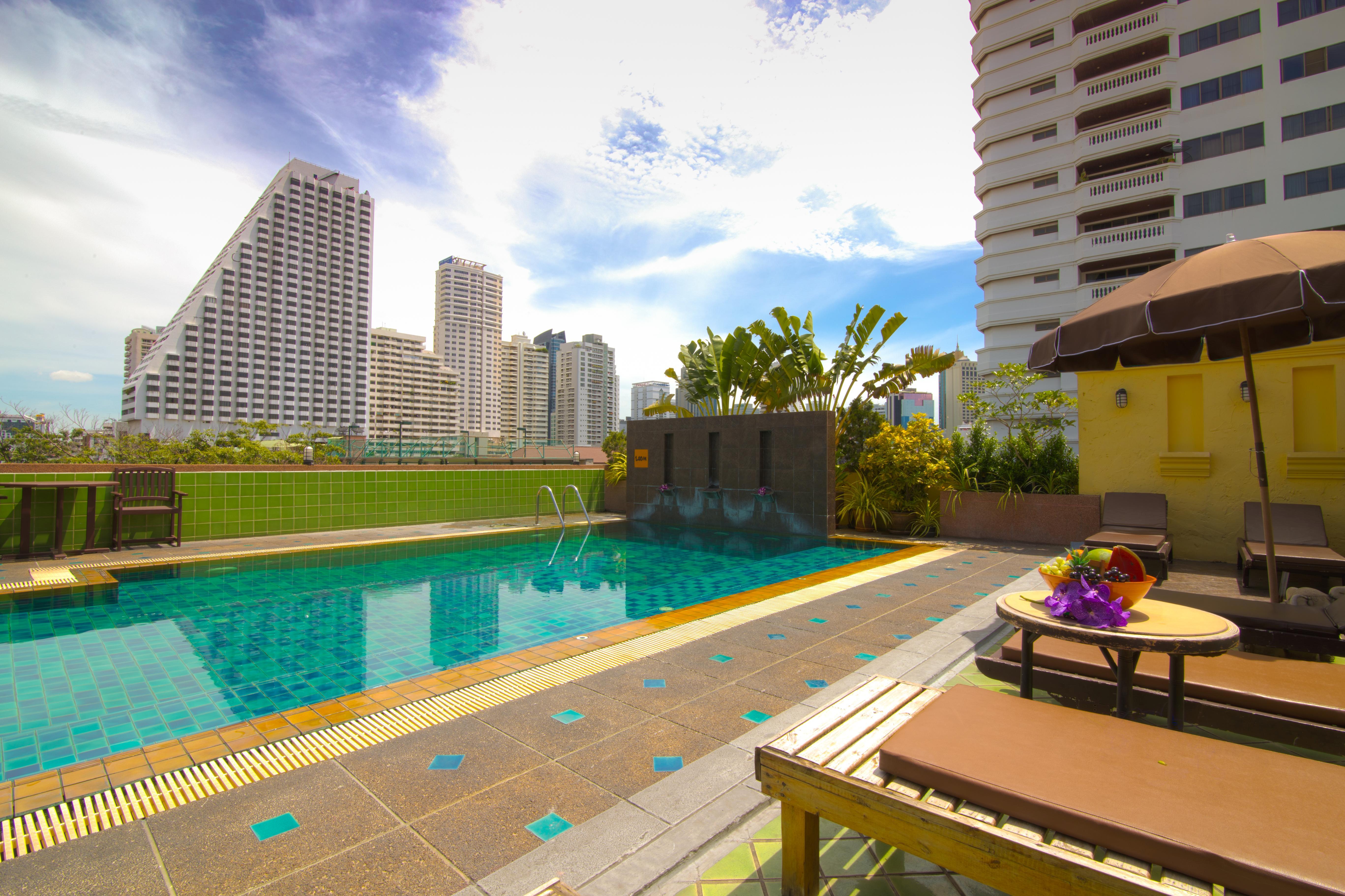 Woraburi Sukhumvit Hotel Bangkok Exterior foto